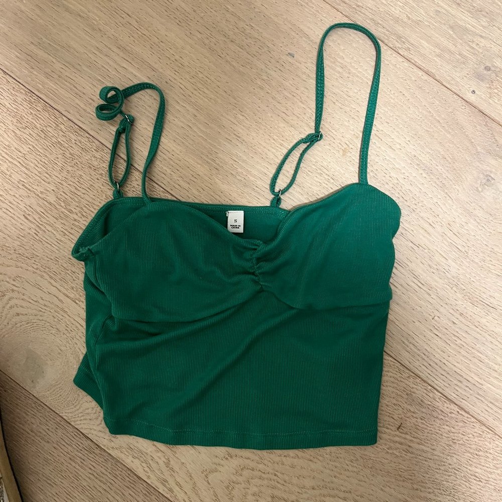 aritzia green top